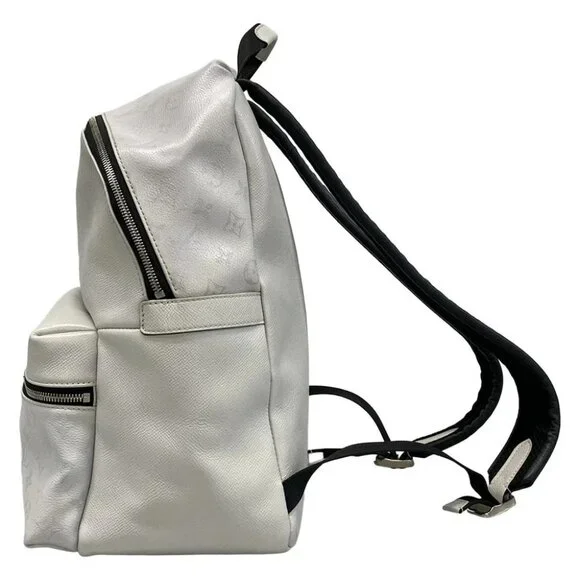 LOUIS VUITTON Discovery Backpack Bronze/Optic White Taigarama - Picture 6 of 15